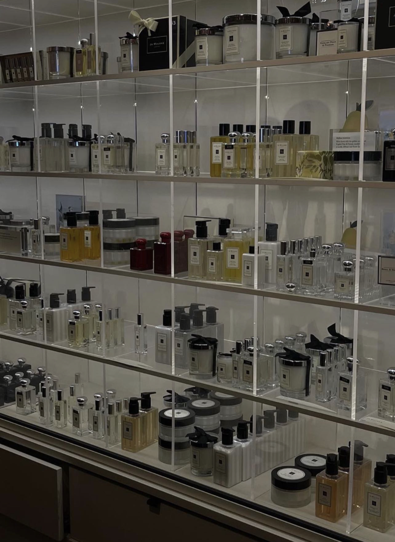 Cos Bar Santa Fe Jo Malone Fragrance Collection and Display